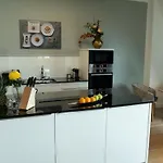Apartament Gemuetliche Mit Pool- Garten Und Sauna By Interhome *
